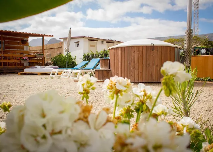 Alisios Hot Tub, Piscina Y Naturaleza